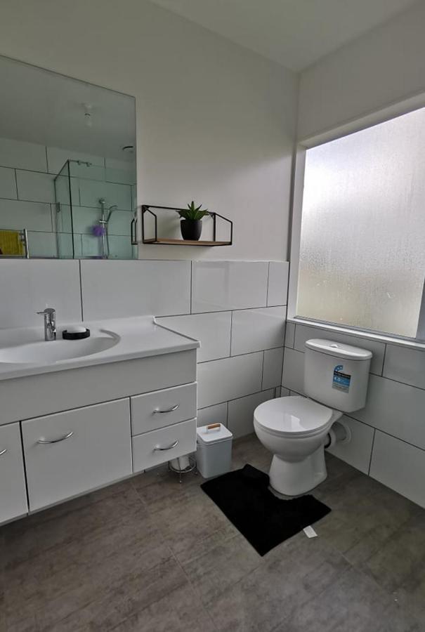 Magnolia House Apartment Featherston Екстериор снимка