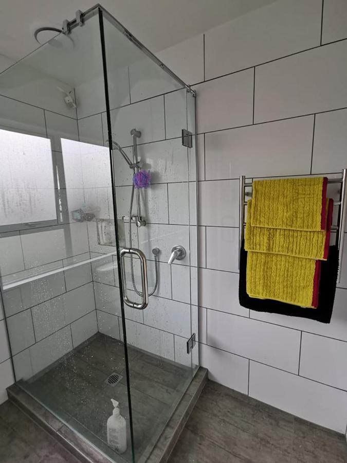 Magnolia House Apartment Featherston Екстериор снимка