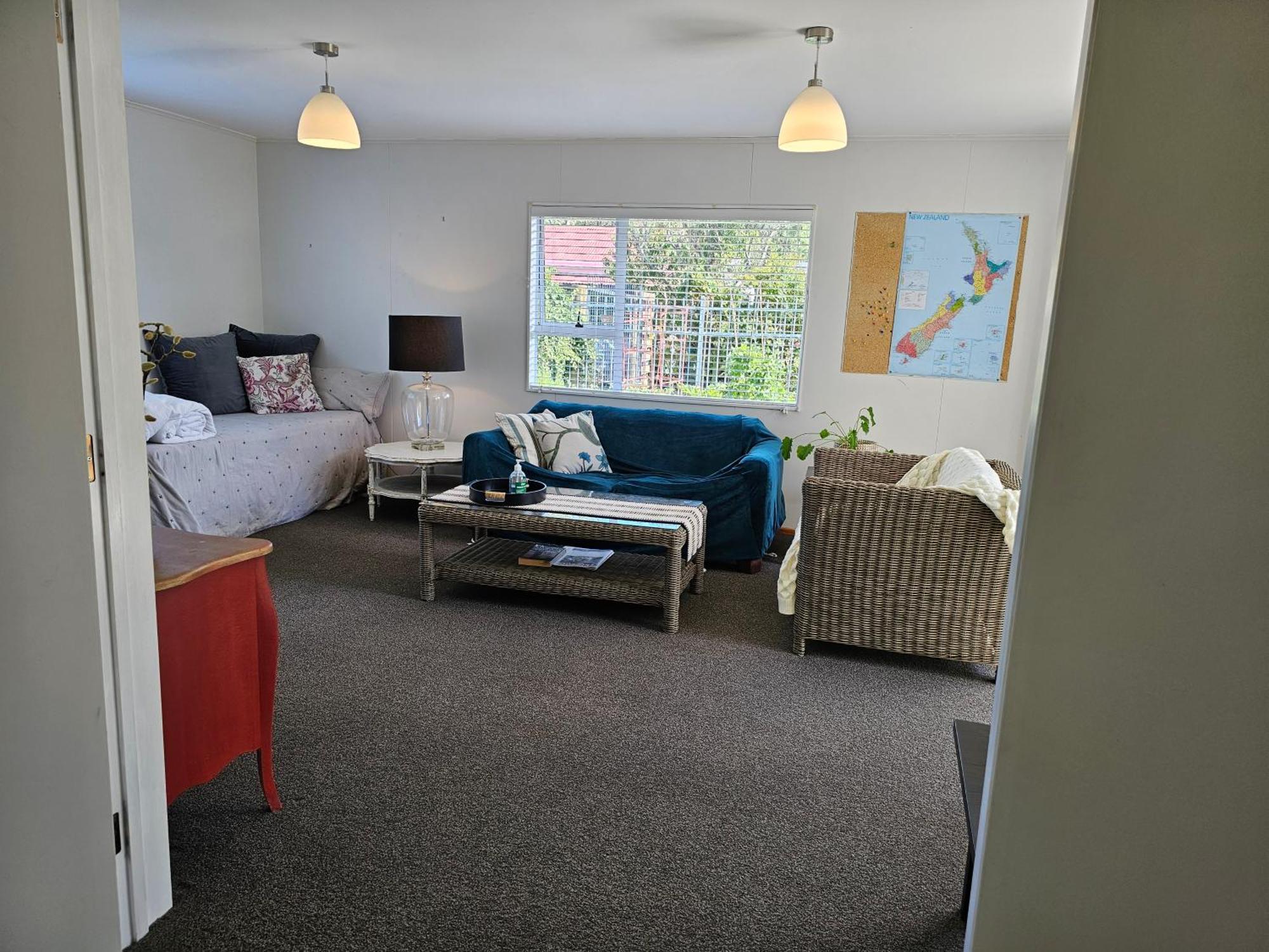 Magnolia House Apartment Featherston Екстериор снимка
